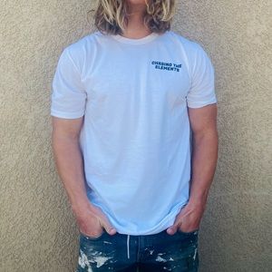 T-SHIRT CHASING THE ELEMENTS